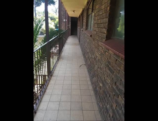 2 BEDROOM PROPERTY TO RENT IN CLAREMONT